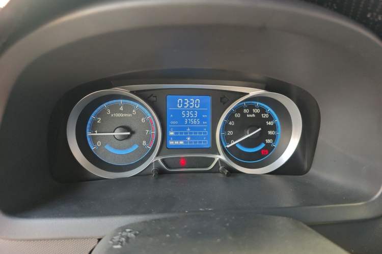 Used Suzuki Wagon R X5 2015 1.4L Cruise Model China IV Odometer Close Up