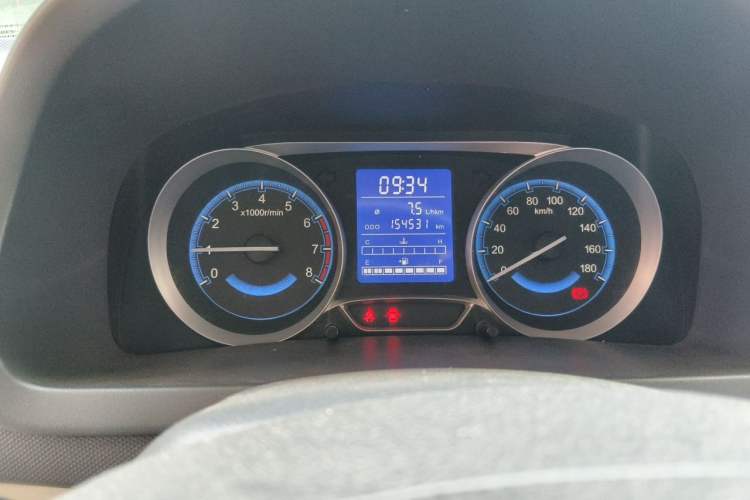 Used Suzuki Wagon R X5 2015 1.4L Cruise Model China IV Odometer Close Up