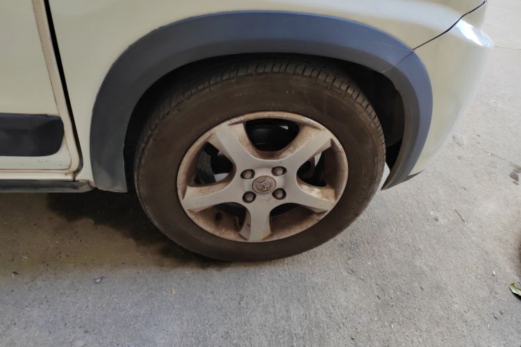 Used Suzuki Wagon R X5 2015 1.4L Flagship Model China V Standard Right Front Wheel Hub
