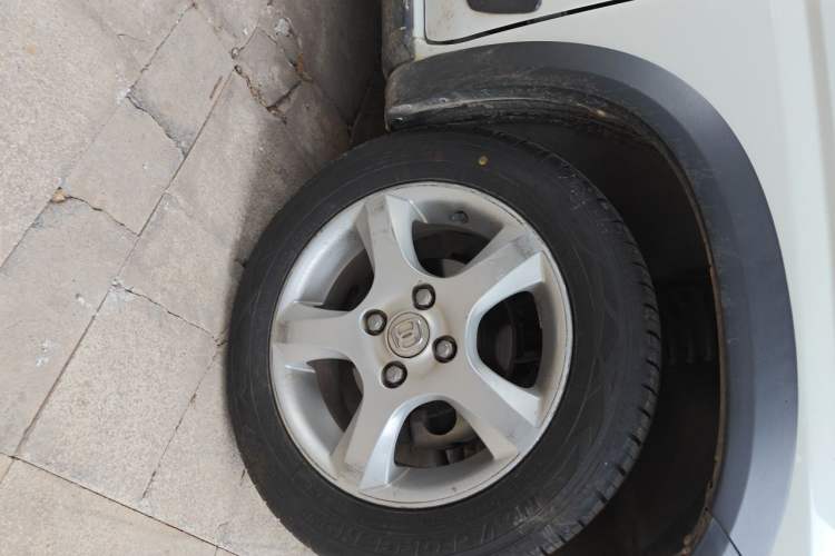 Used Suzuki Wagon R X5 2015 1.4L Cruise Model China IV Right Front Wheel Hub