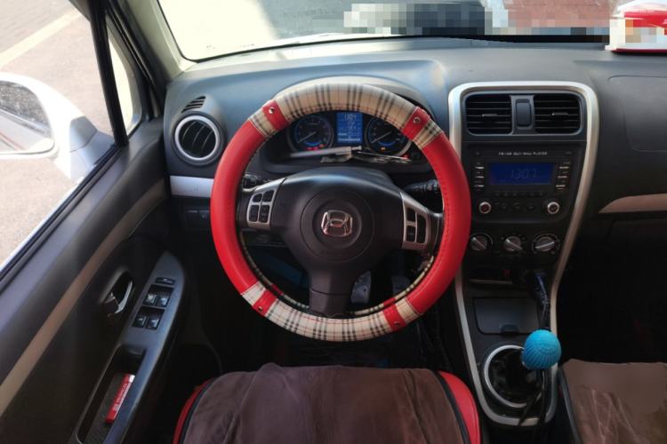 Used Suzuki Wagon R X5 2015 1.4L Cruise Model China IV Steering Wheel