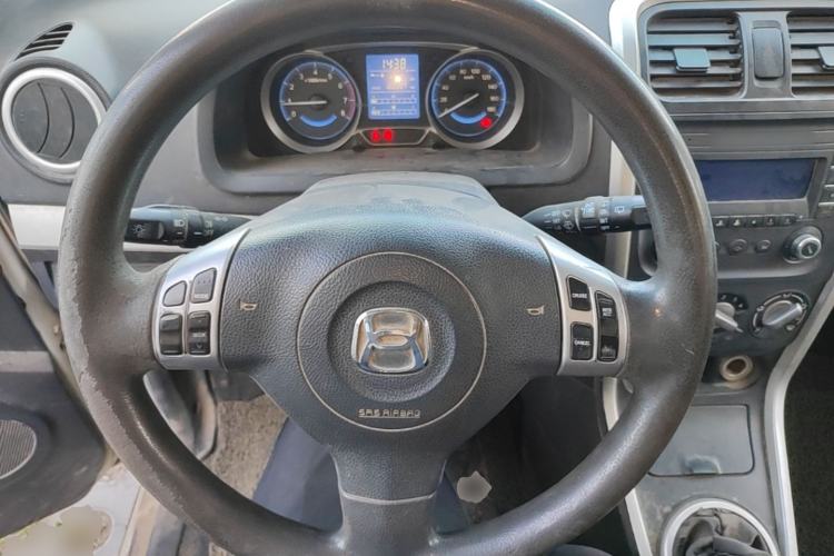 Used Suzuki Wagon R X5 2015 1.4L Flagship Model China V Standard Steering Wheel