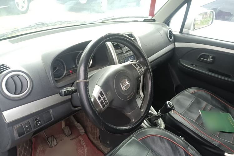 Used Suzuki Wagon R X5 2015 1.4L Cruise Model China IV Steering Wheel