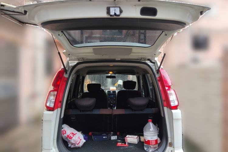 Used Suzuki Wagon R X5 2015 1.0L Elite Model Trunk