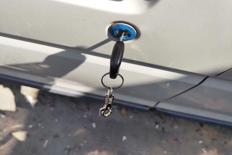 Used Suzuki Wagon R X5 2015 1.4L Luxury Model Vehicle Key