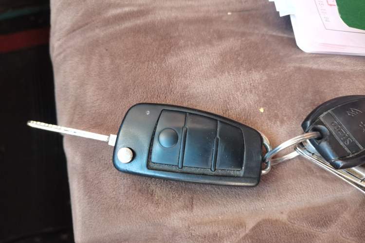 Used Suzuki Wagon R X5 2015 1.4L Cruise Model China IV Vehicle Key
