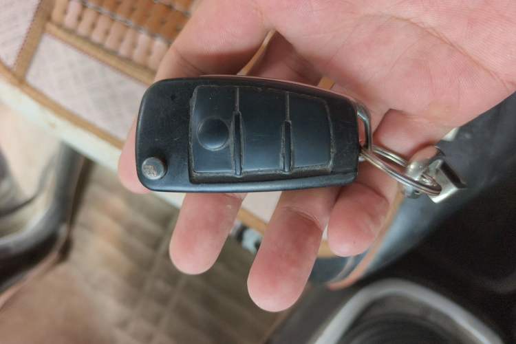 Used Suzuki Wagon R X5 2015 1.4L Luxury Model Vehicle Key