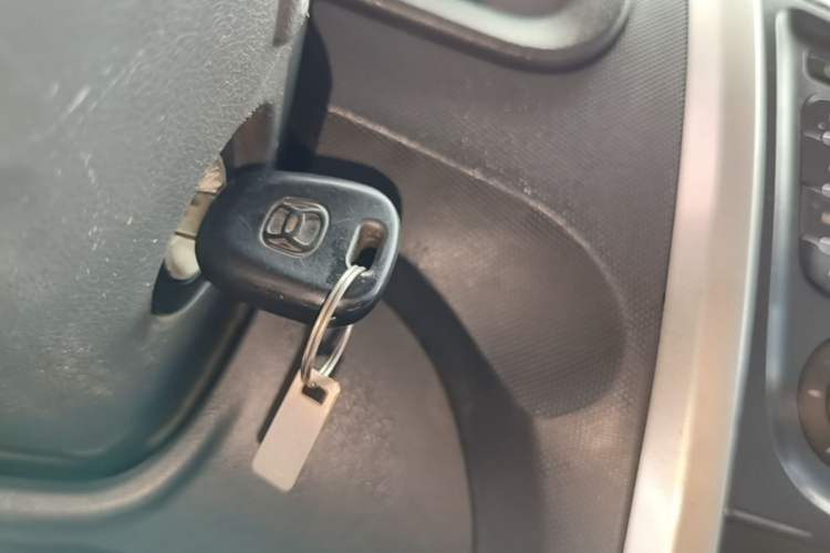 Used Suzuki Wagon R X5 2015 1.4L Cruise Model China IV Vehicle Key