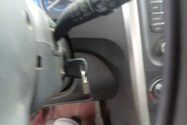 Used Suzuki Wagon R X5 2015 1.4L Cruise Model China IV Vehicle Key