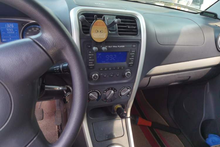 Used Suzuki Wagon R X5 2016 1.4L Entry Model China V Standard Audio And AC Panel