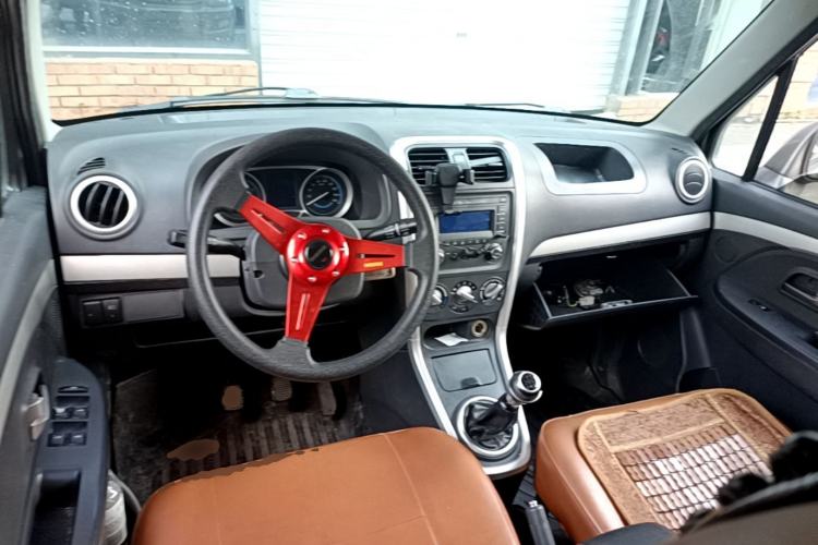 Used Suzuki Wagon R X5 2016 1.4L Entry Model China V Standard Center Console