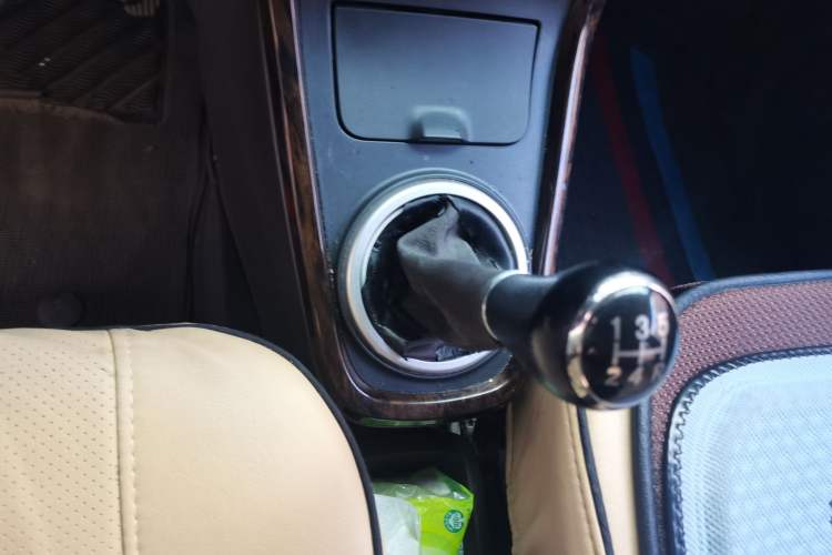 Used Suzuki Wagon R X5 2016 1.4L Entry Model China V Standard Gear Lever
