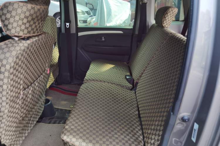 Used Suzuki Wagon R X5 2016 1.4L Entry Model China V Standard Left Rear Seat