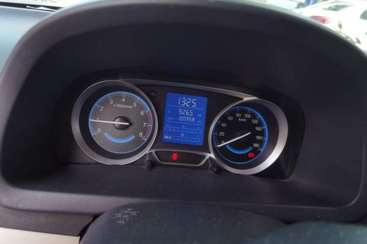 Used Suzuki Wagon R X5 2016 1.4L Entry Model China V Standard Odometer Close Up