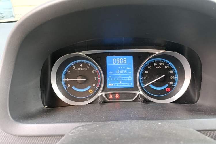 Used Suzuki Wagon R X5 2016 1.4L Entry Model China V Standard Odometer Close Up