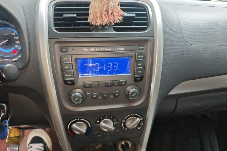 Used Suzuki Wagon R X5 2016 1.4L Entry Model China V Standard Audio And AC Panel