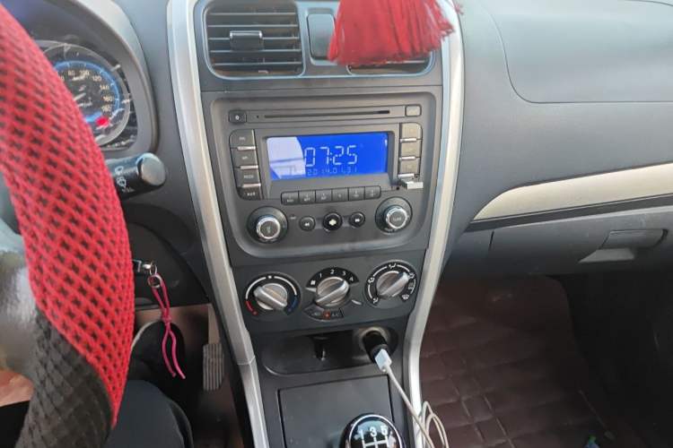 Used Suzuki Wagon R X5 2016 1.4L Entry Model China V Standard Audio And AC Panel