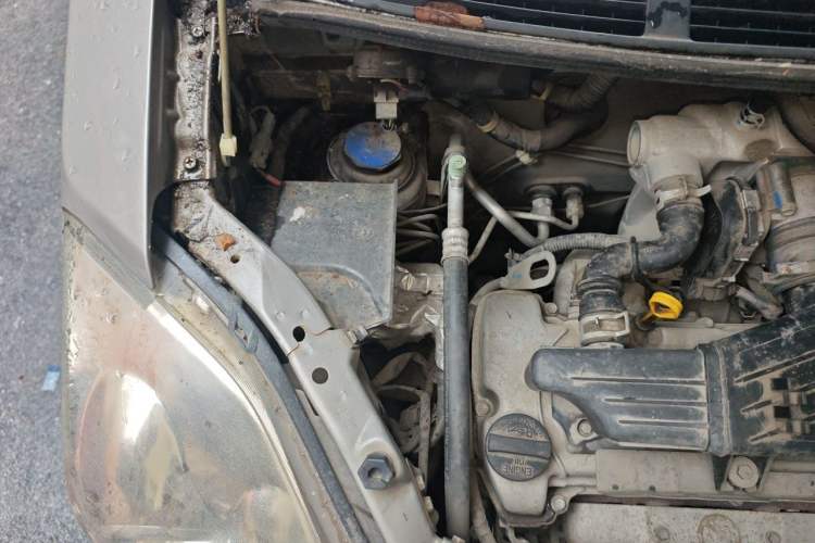 Used Suzuki Wagon R X5 2016 1.4L Entry Model China V Standard Engine Bay Right