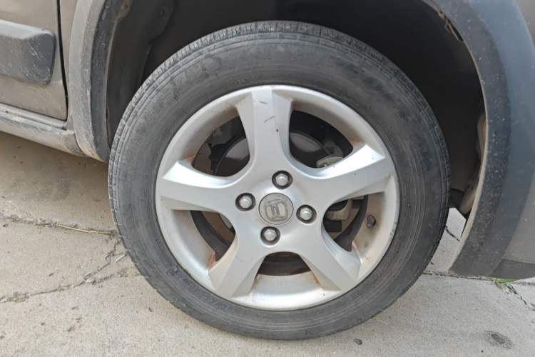 Used Suzuki Wagon R X5 2016 1.4L Entry Model China V Standard Right Front Wheel Hub