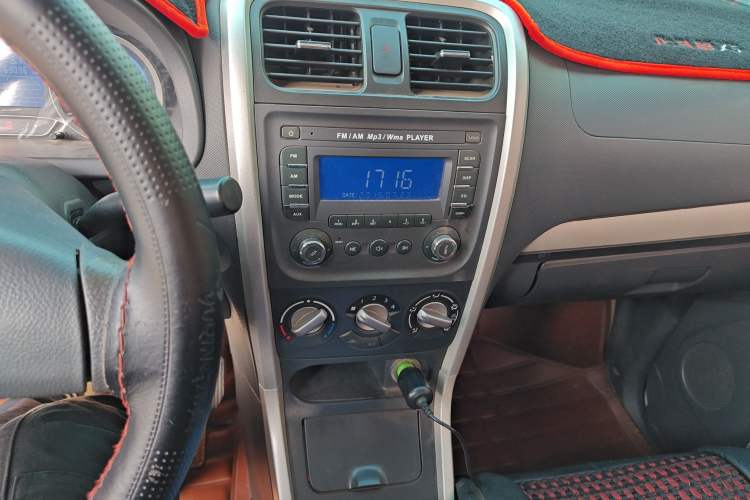 Used Suzuki Wagon R X5 2016 1.4L Entry Model China V Standard Audio And AC Panel