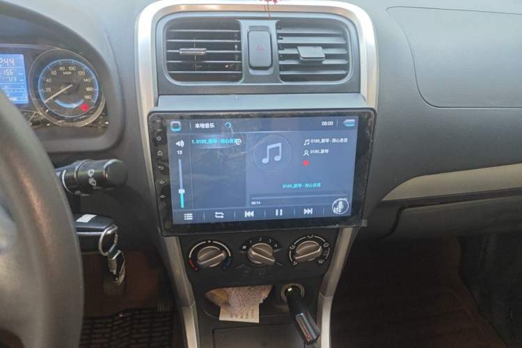 Used Suzuki Wagon R X5 2016 1.4L Entry Model China V Standard Audio And AC Panel