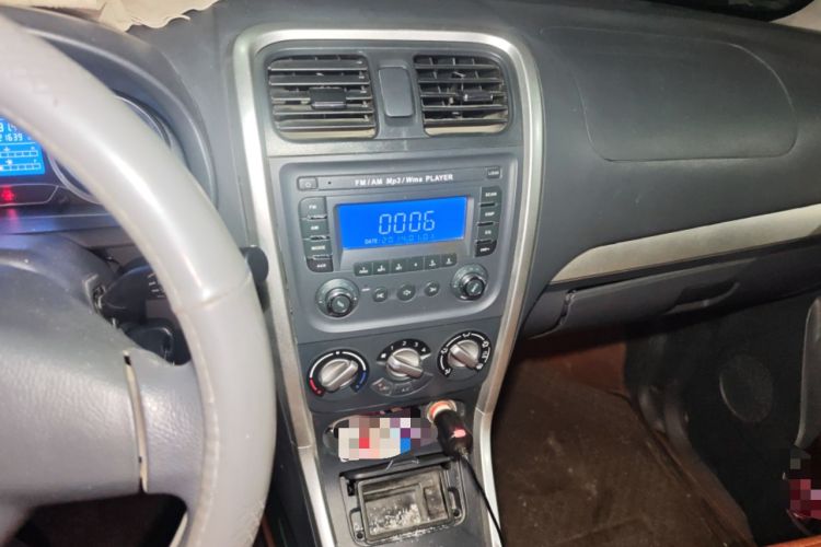 Used Suzuki Wagon R X5 2016 1.4L Entry Model China V Standard Audio And AC Panel