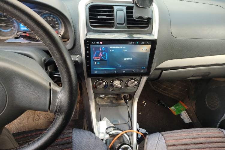 Used Suzuki Wagon R X5 2016 1.4L Entry Model China V Standard Audio And AC Panel