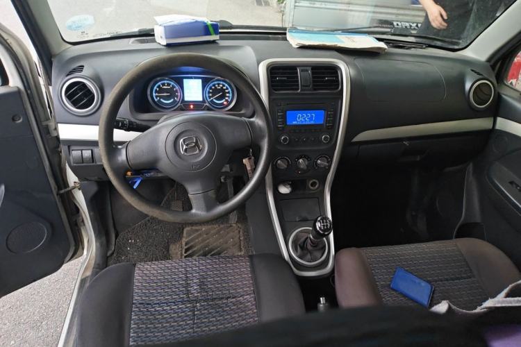 Used Suzuki Wagon R X5 2016 1.4L Entry Model China V Standard Center Console