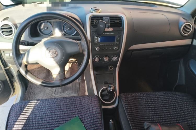 Used Suzuki Wagon R X5 2016 1.4L Entry Model China V Standard Center Console