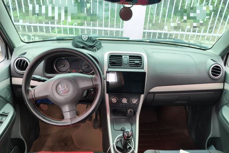 Used Suzuki Wagon R X5 2016 1.4L Entry Model China V Standard Center Console