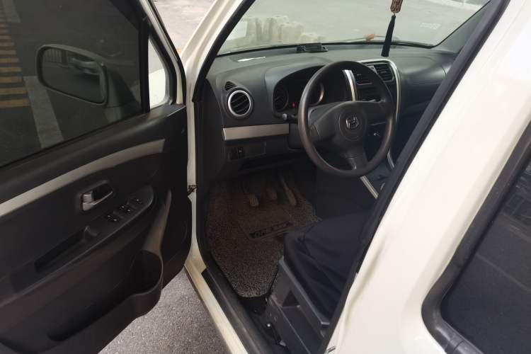 Used Suzuki Wagon R X5 2016 1.4L Entry Model China V Standard Driver Seat