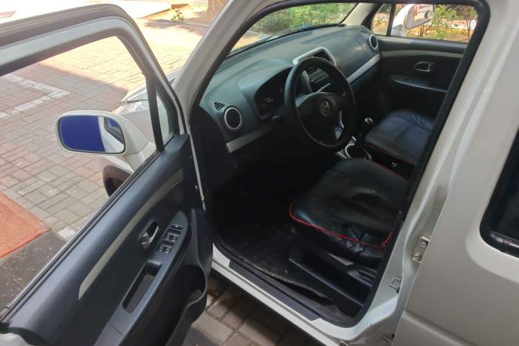 Used Suzuki Wagon R X5 2016 1.4L Entry Model China V Standard Driver Seat