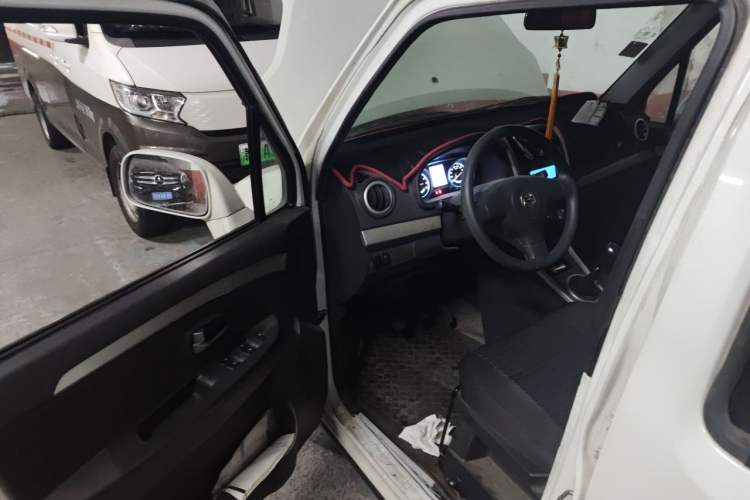 Used Suzuki Wagon R X5 2016 1.4L Entry Model China V Standard Driver Seat