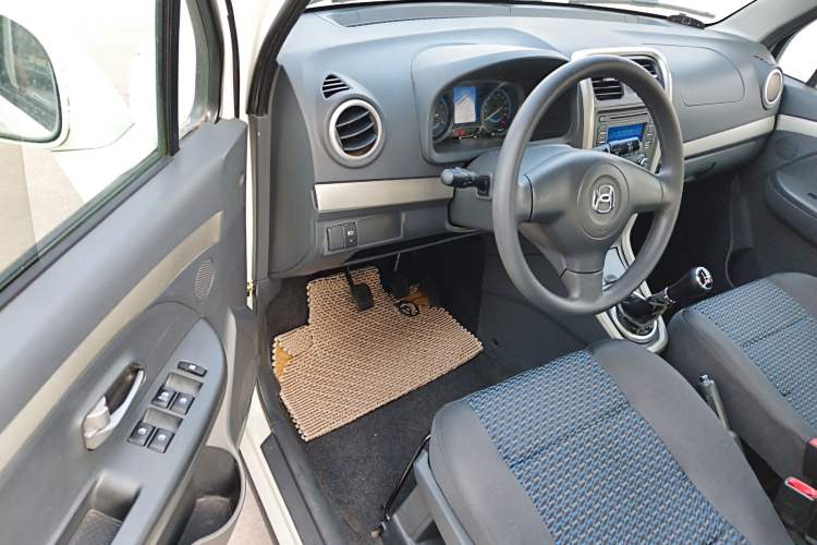 Used Suzuki Wagon R X5 2016 1.4L Entry Model China V Standard Driver Seat