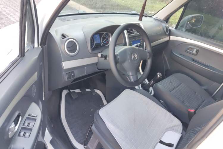 Used Suzuki Wagon R X5 2016 1.4L Entry Model China V Standard Interior 2