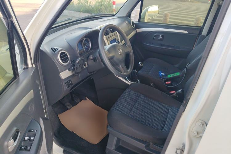 Used Suzuki Wagon R X5 2016 1.4L Entry Model China V Standard Interior 3