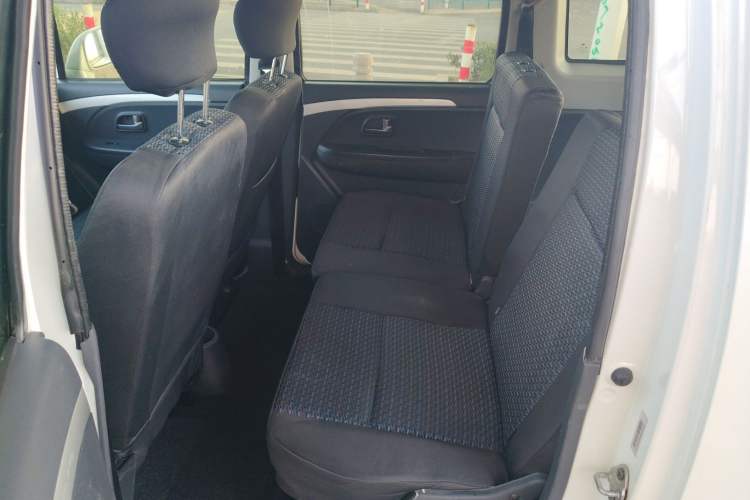 Used Suzuki Wagon R X5 2016 1.4L Entry Model China V Standard Interior 4