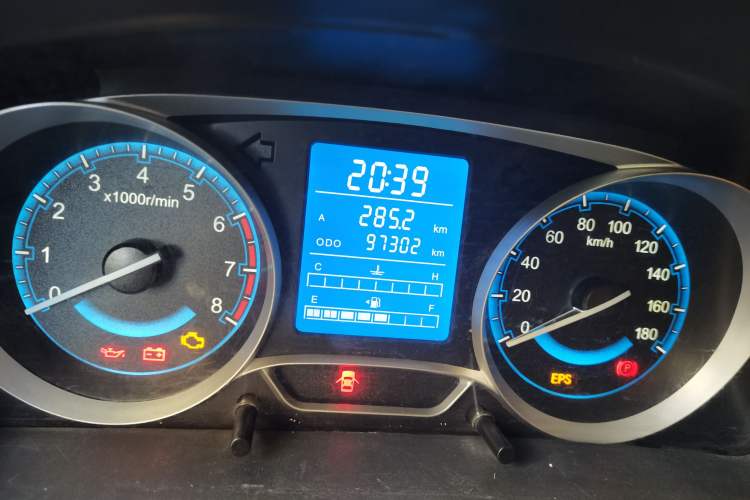 Used Suzuki Wagon R X5 2016 1.4L Entry Model China V Standard Odometer Close Up