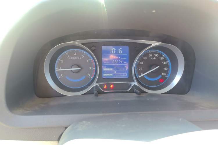 Used Suzuki Wagon R X5 2016 1.4L Entry Model China V Standard Odometer Close Up