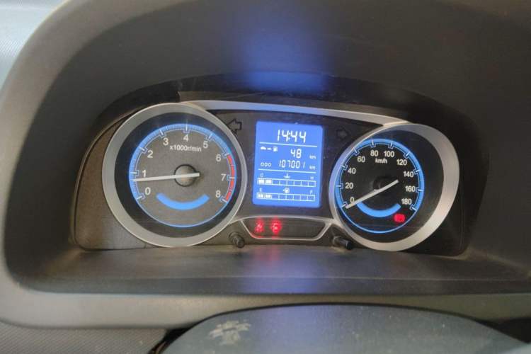 Used Suzuki Wagon R X5 2016 1.4L Entry Model China V Standard Odometer Close Up