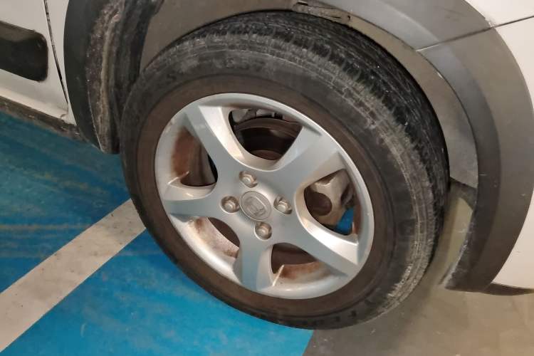 Used Suzuki Wagon R X5 2016 1.4L Entry Model China V Standard Right Front Wheel Hub