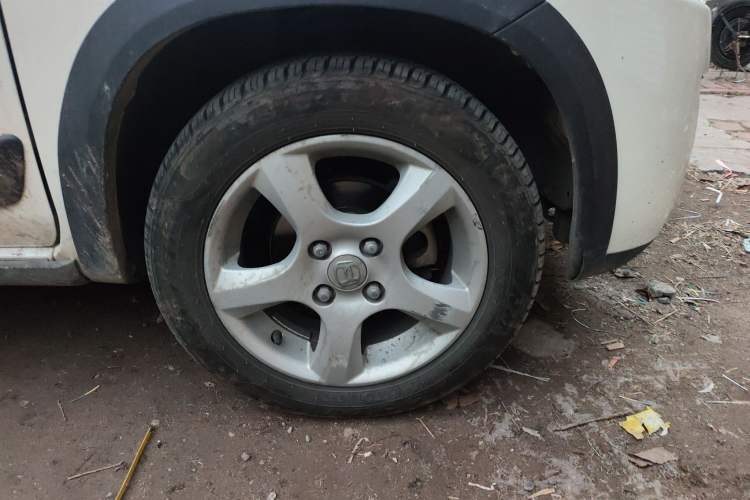 Used Suzuki Wagon R X5 2016 1.4L Entry Model China V Standard Right Front Wheel Hub