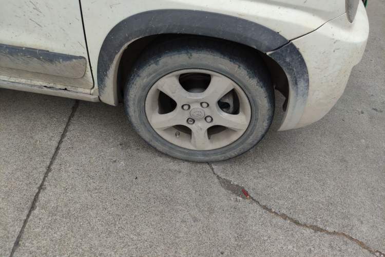 Used Suzuki Wagon R X5 2016 1.4L Entry Model China V Standard Right Front Wheel Hub