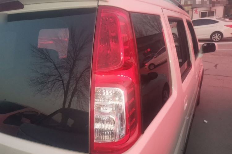 Used Suzuki Wagon R X5 2016 1.4L Entry Model China V Standard Right Rear Taillight