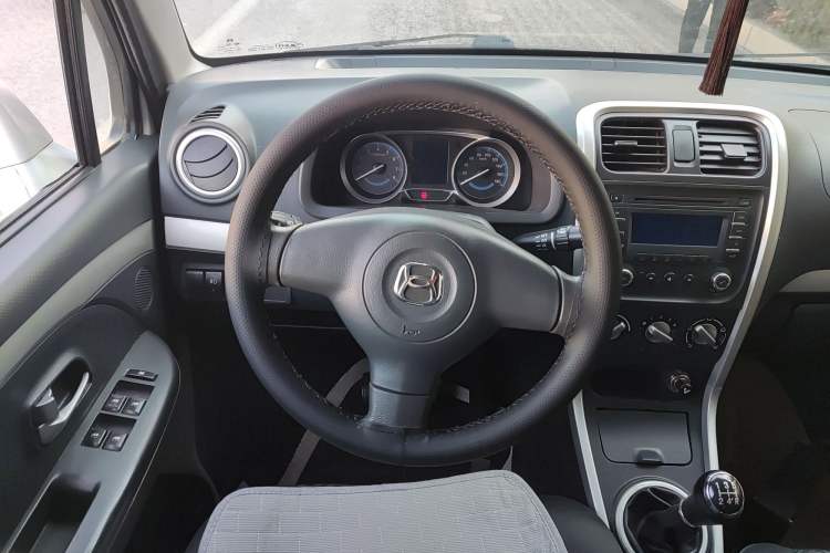 Used Suzuki Wagon R X5 2016 1.4L Entry Model China V Standard Steering Wheel