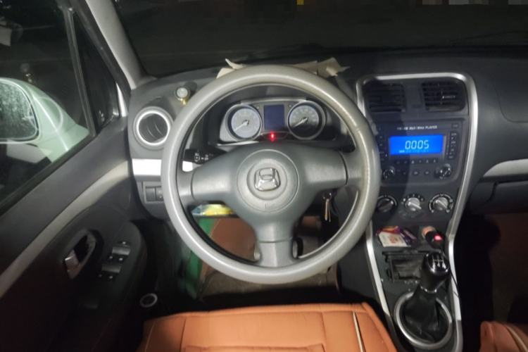 Used Suzuki Wagon R X5 2016 1.4L Entry Model China V Standard Steering Wheel
