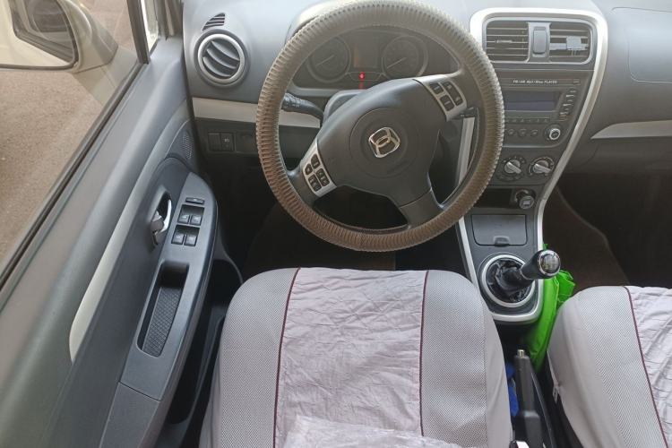 Used Suzuki Wagon R X5 2016 1.4L Entry Model China V Standard Steering Wheel