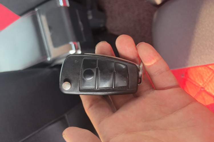 Used Suzuki Wagon R X5 2016 1.4L Entry Model China V Standard Vehicle Key