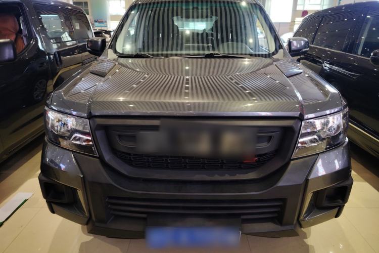 Used SWM Dahu 2022 1.5L Manual Elite Version 7 Seats Front