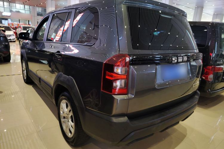 Used SWM Dahu 2022 1.5L Manual Elite Version 7 Seats Rear Left 45 Deg